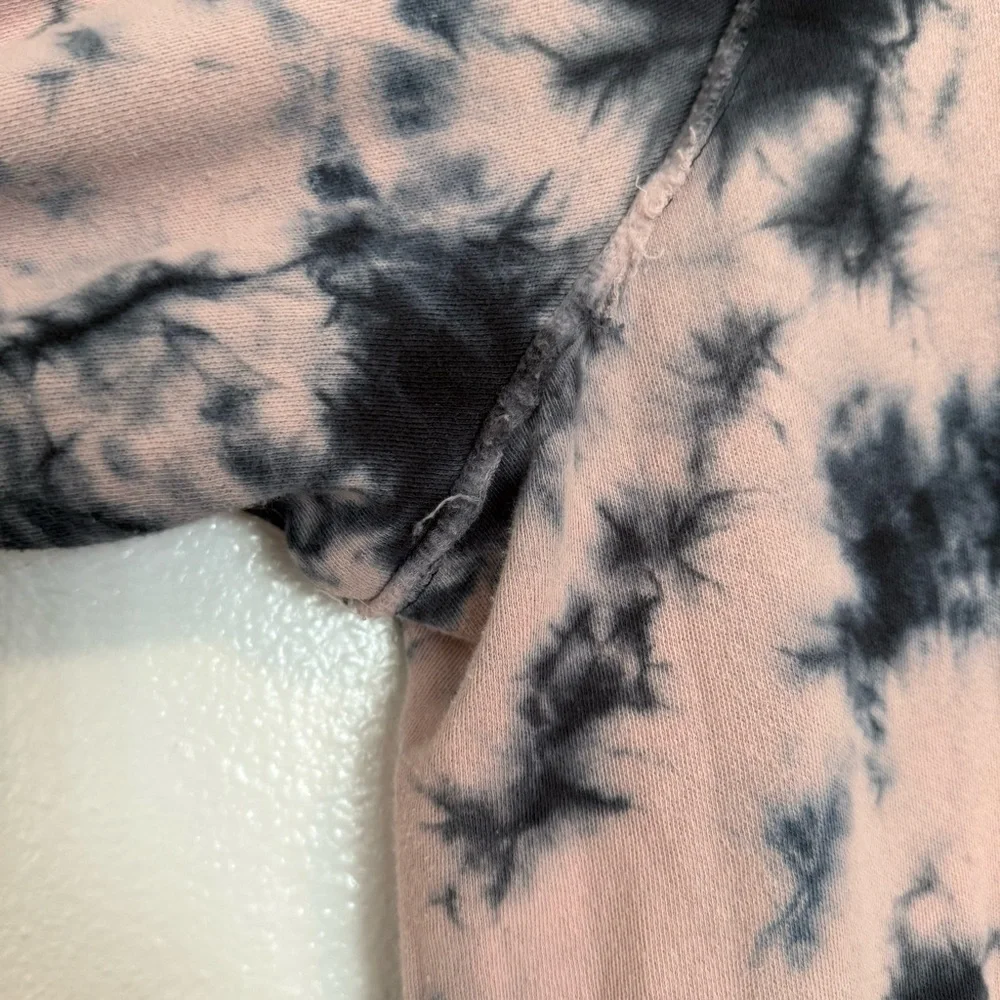 Torrid Black and Cream Tie-Dye Hoodie - Picture 9 of 11